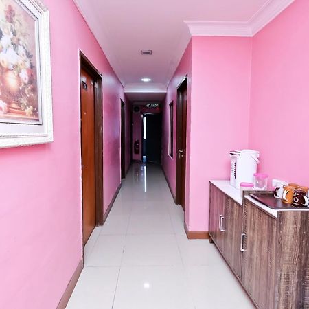 Oyo 714 Arina Hotel Bangi Esterno foto
